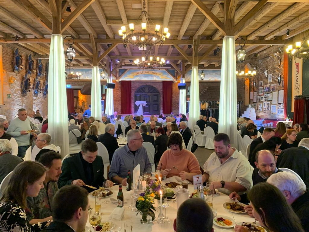 Große Gala im Löwenhof in Lohfelden bei Vereinsmitglied Hans-Jürgen Fehr. Foto: Koch-Club Kassel e. V.